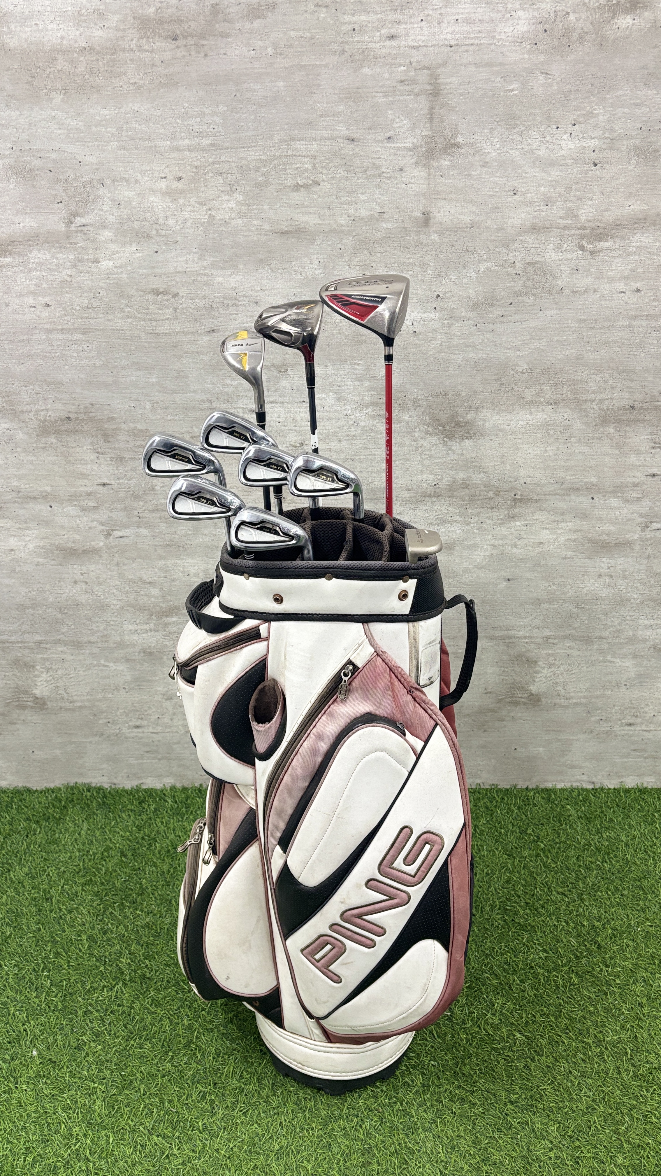 Cleveland 588 TT Golf Set