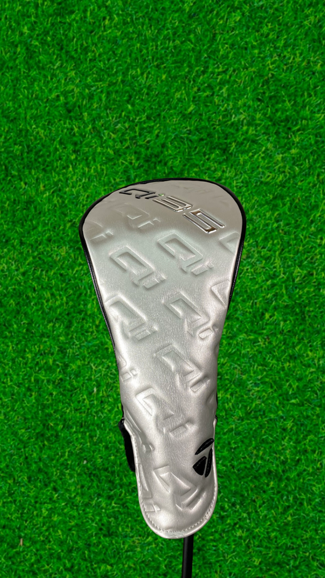 New TaylorMade Qi35 10.5° Driver