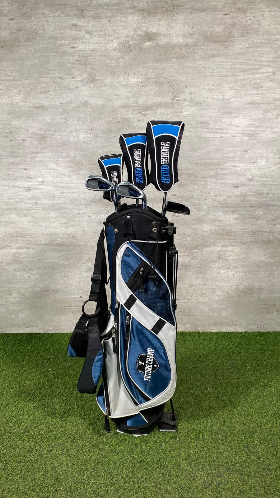 Future Champ Tour Series 5460 Junior 9-11 Golf Set